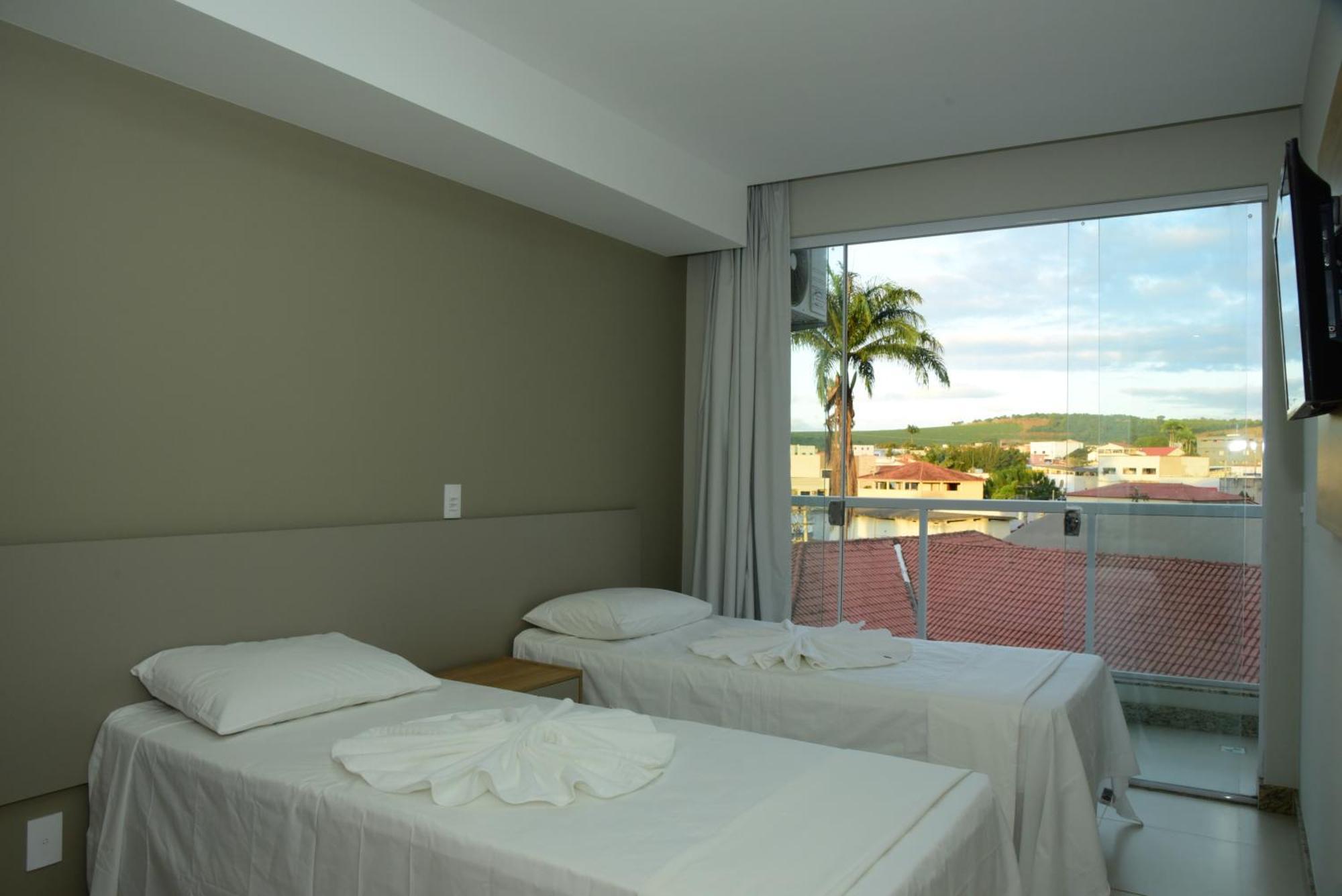 Pinheiros  Jantorno Plaza Hotel מראה חיצוני תמונה