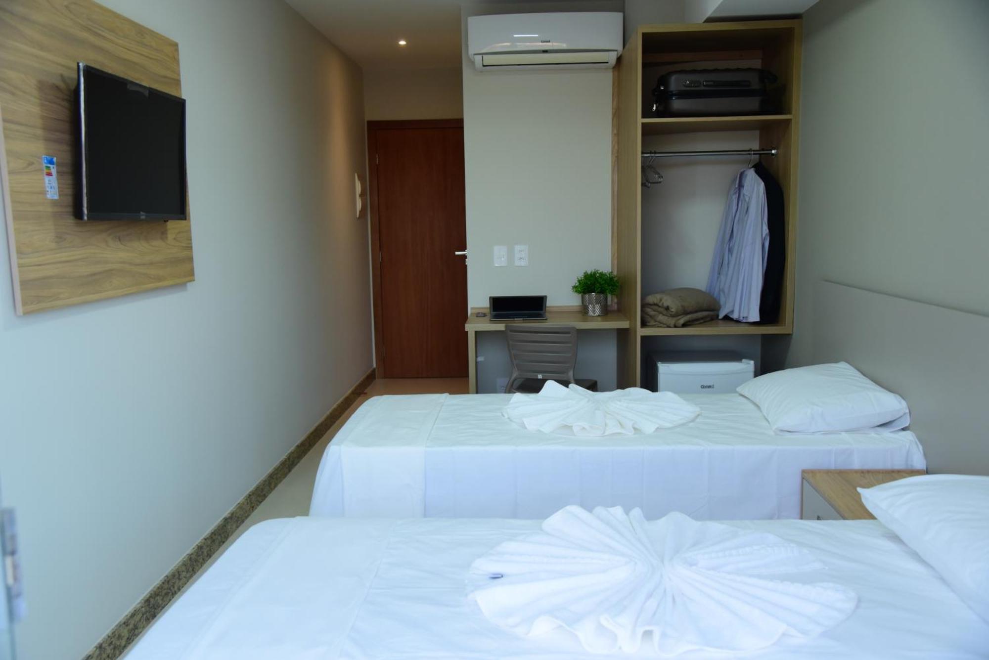Pinheiros  Jantorno Plaza Hotel מראה חיצוני תמונה